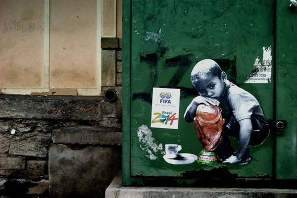 streetart-brazil-anti-world-cup2014-01477_resultat